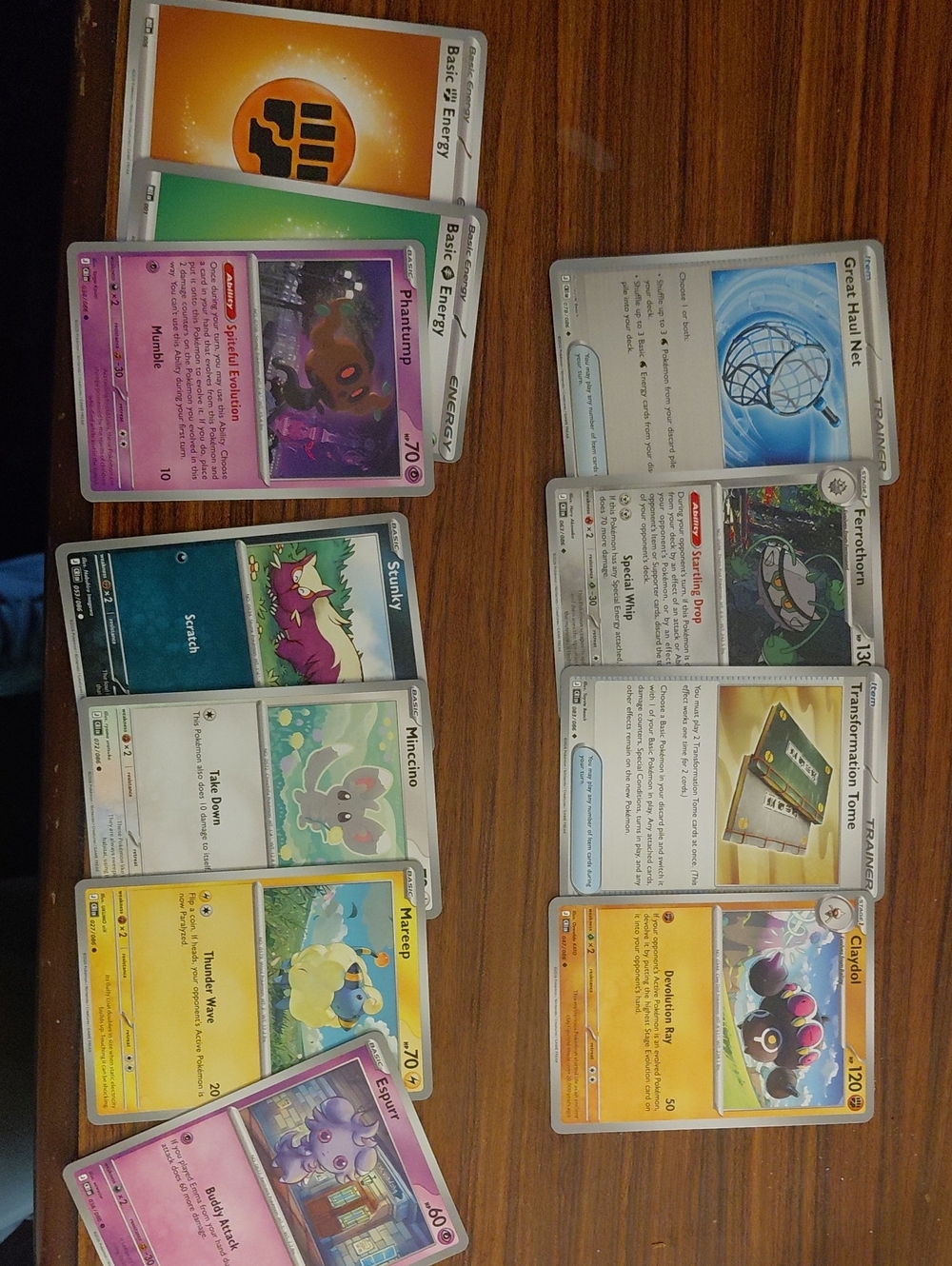 Mixed Pokémon TCG Cards - Assorted Energy, Trainer & Pokémon